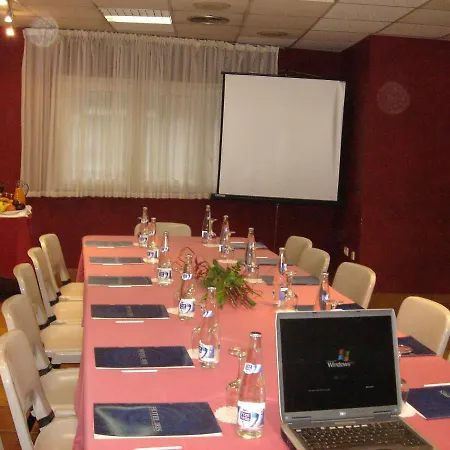 Iris Гранольерс